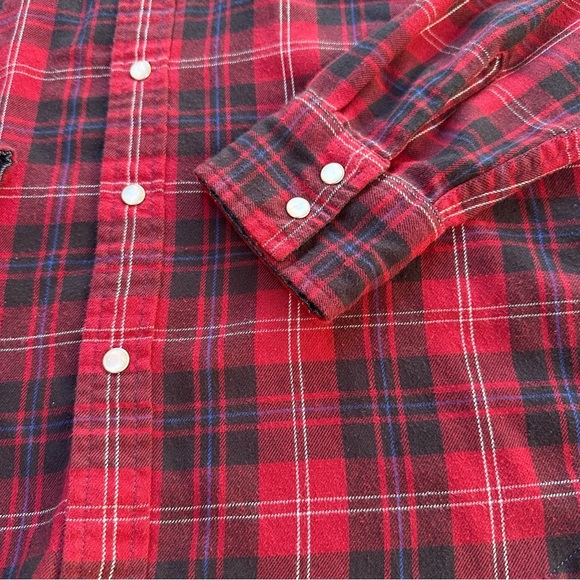 Levi’s Pearl Snap Red Plaid Denim Collar Mid-weight Long Sleeve Size Medium - Picture 4 of 9